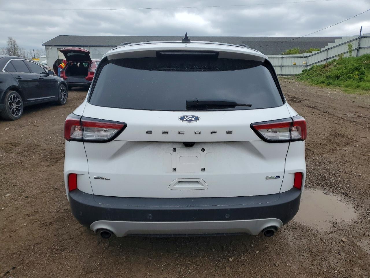 2020 Ford Escape Sel - Фото 6