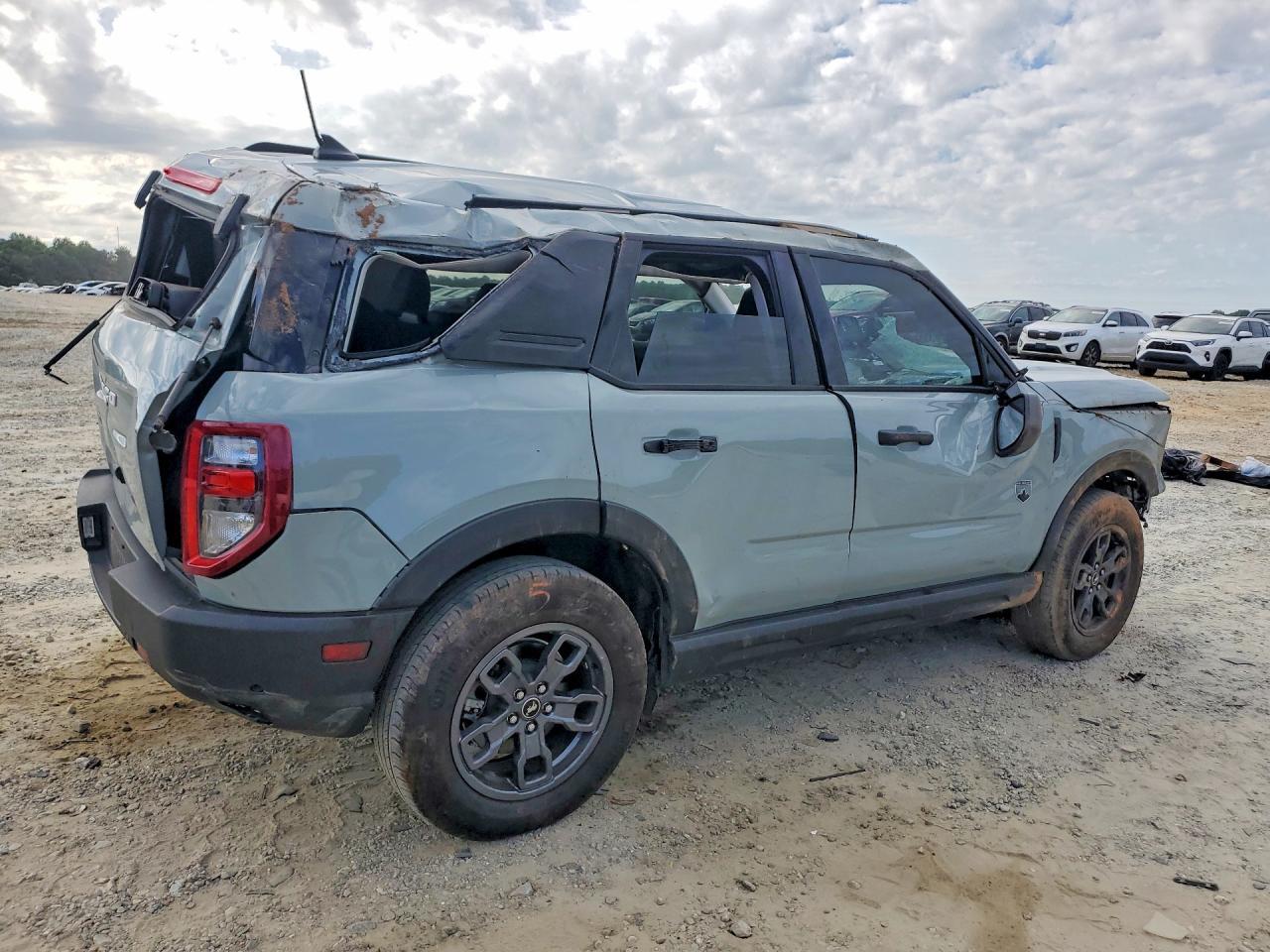 2024 Ford Bronco Sport Big Bend - Image 3