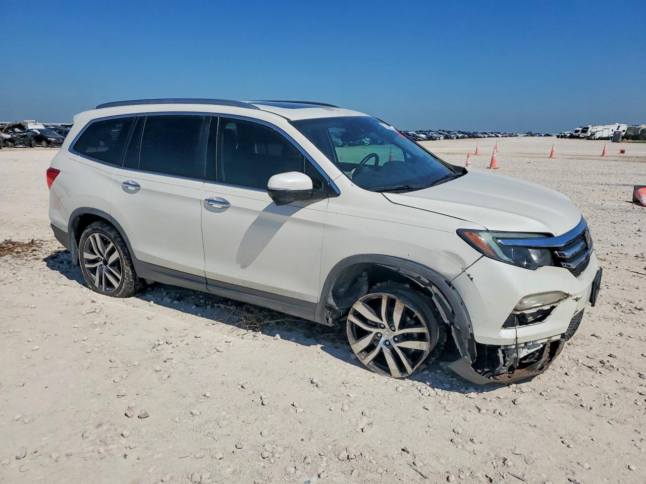 2017 Honda Pilot Touring - Image 4