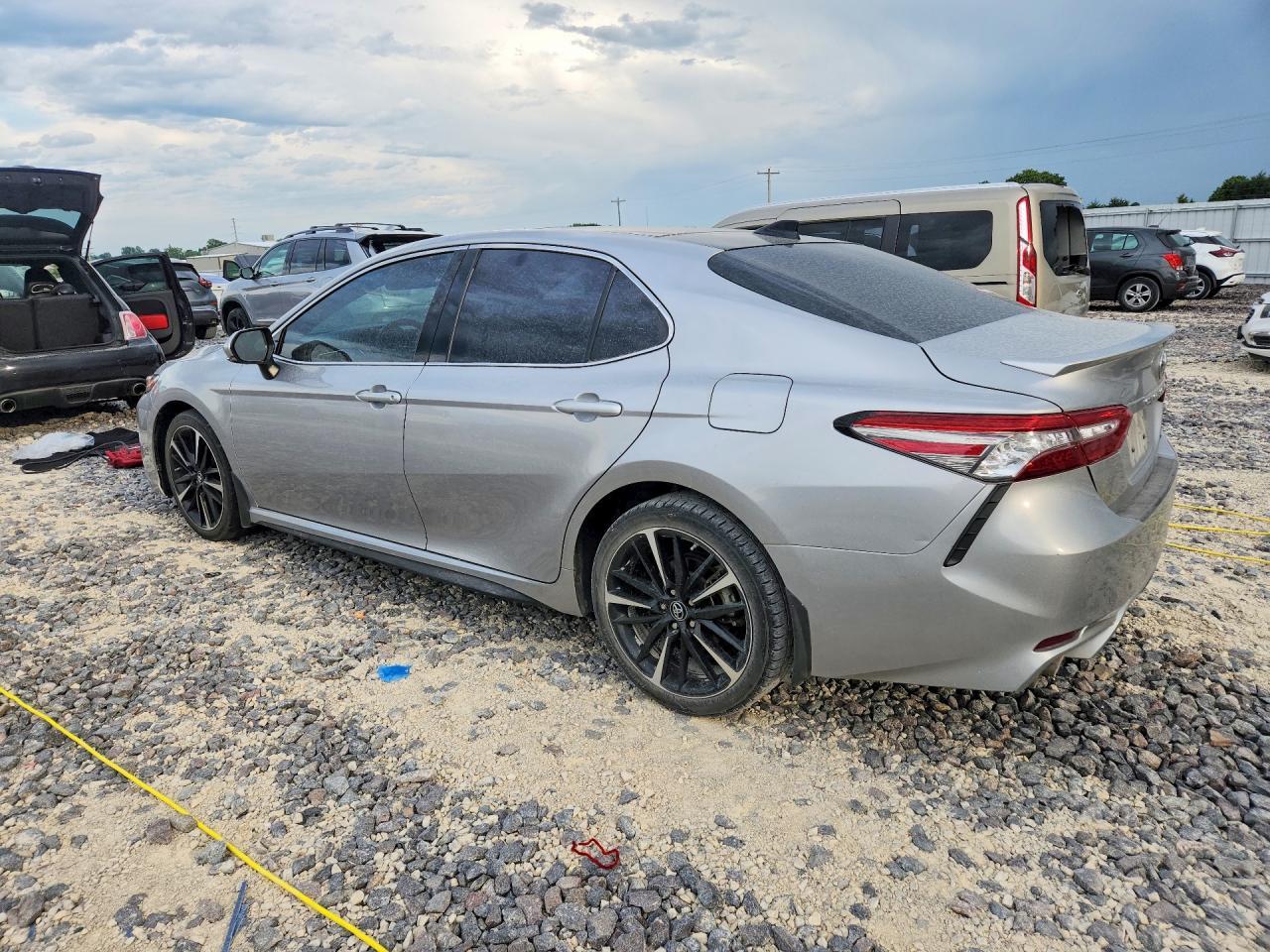 2018 Toyota Camry Xse - Image 2