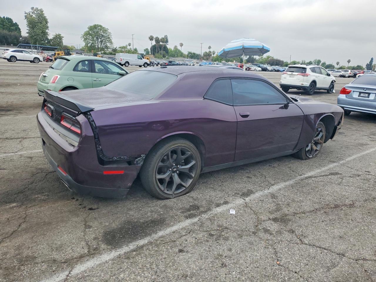 2020 Dodge Challenger Sxt - Image 3
