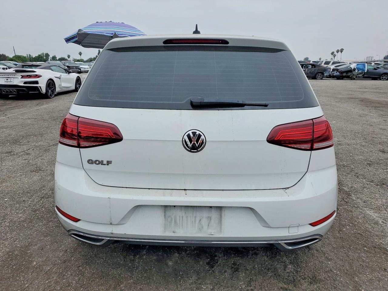 2019 Volkswagen Golf S - Image 6