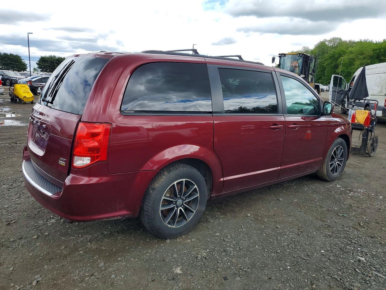 2018 Dodge Grand Caravan Gt - Фото 3