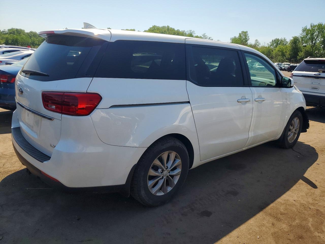 2020 Kia Sedona Lx - Image 3