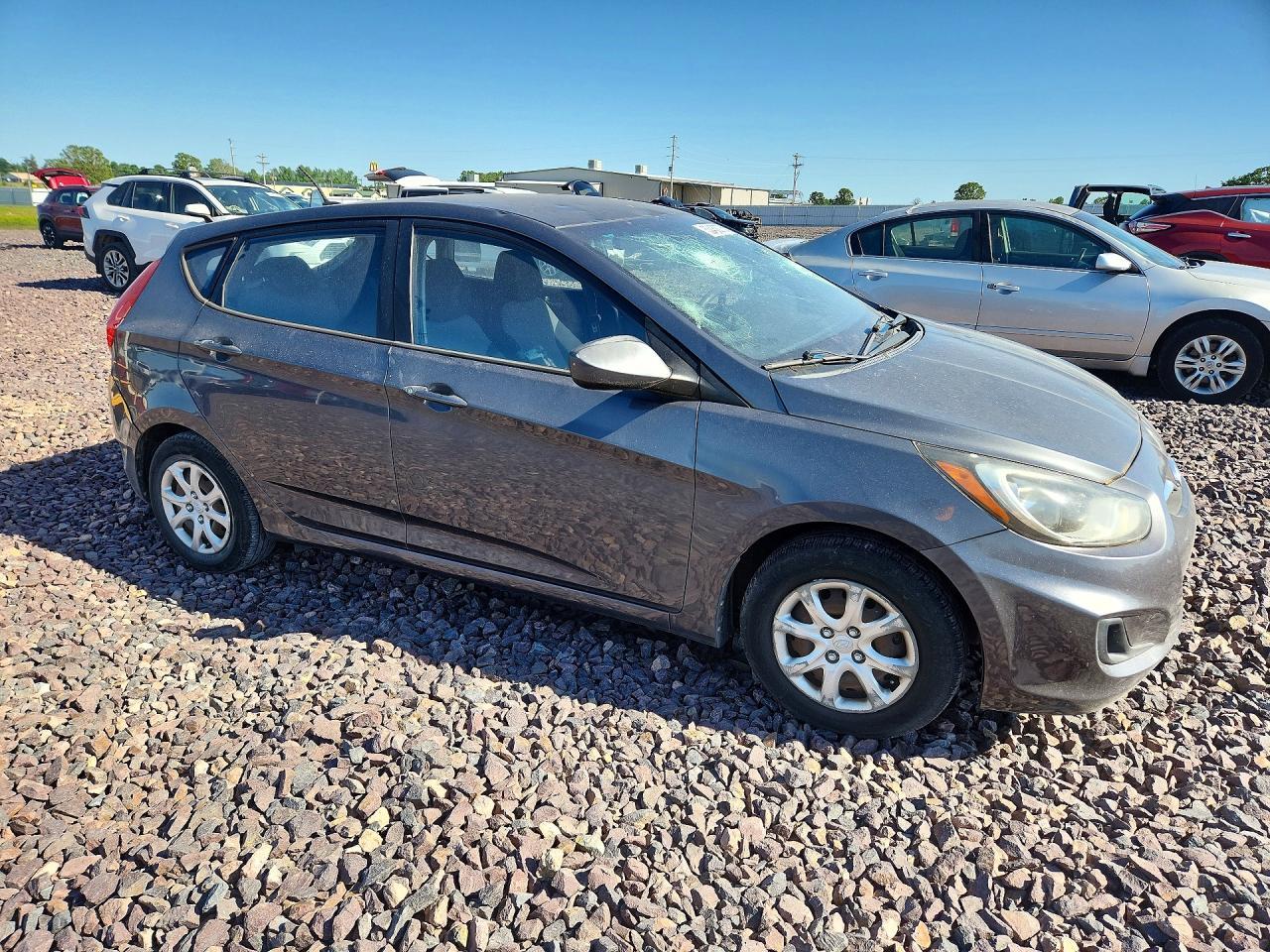 2012 Hyundai Accent Gs - Image 4