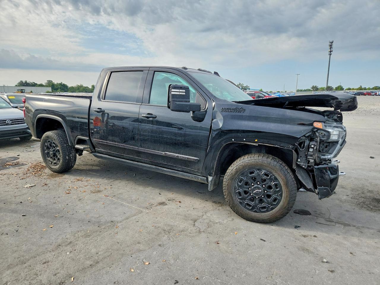 2024 Chevrolet Silverado K3500 High Country - Image 4