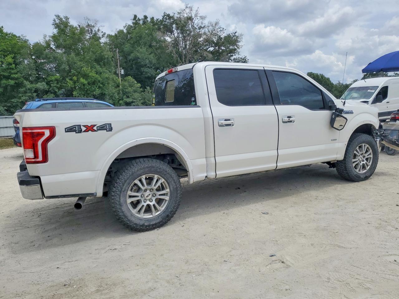2016 Ford F150 Supercrew - Image 3