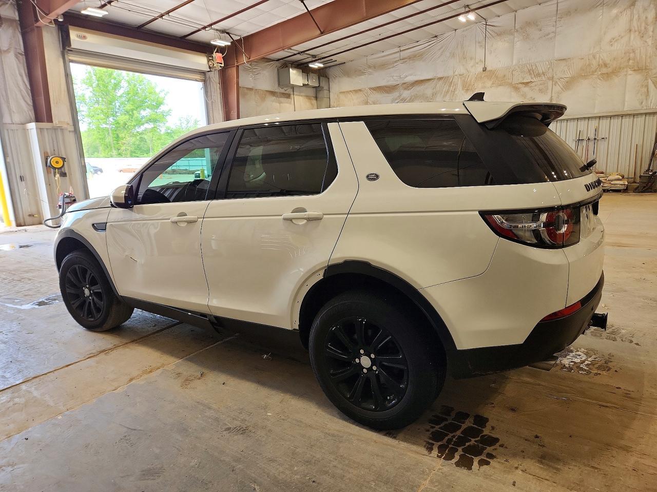 2016 Land Rover Discovery Sport Se - Image 2