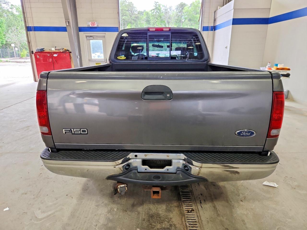 2002 Ford F150 - Фото 6
