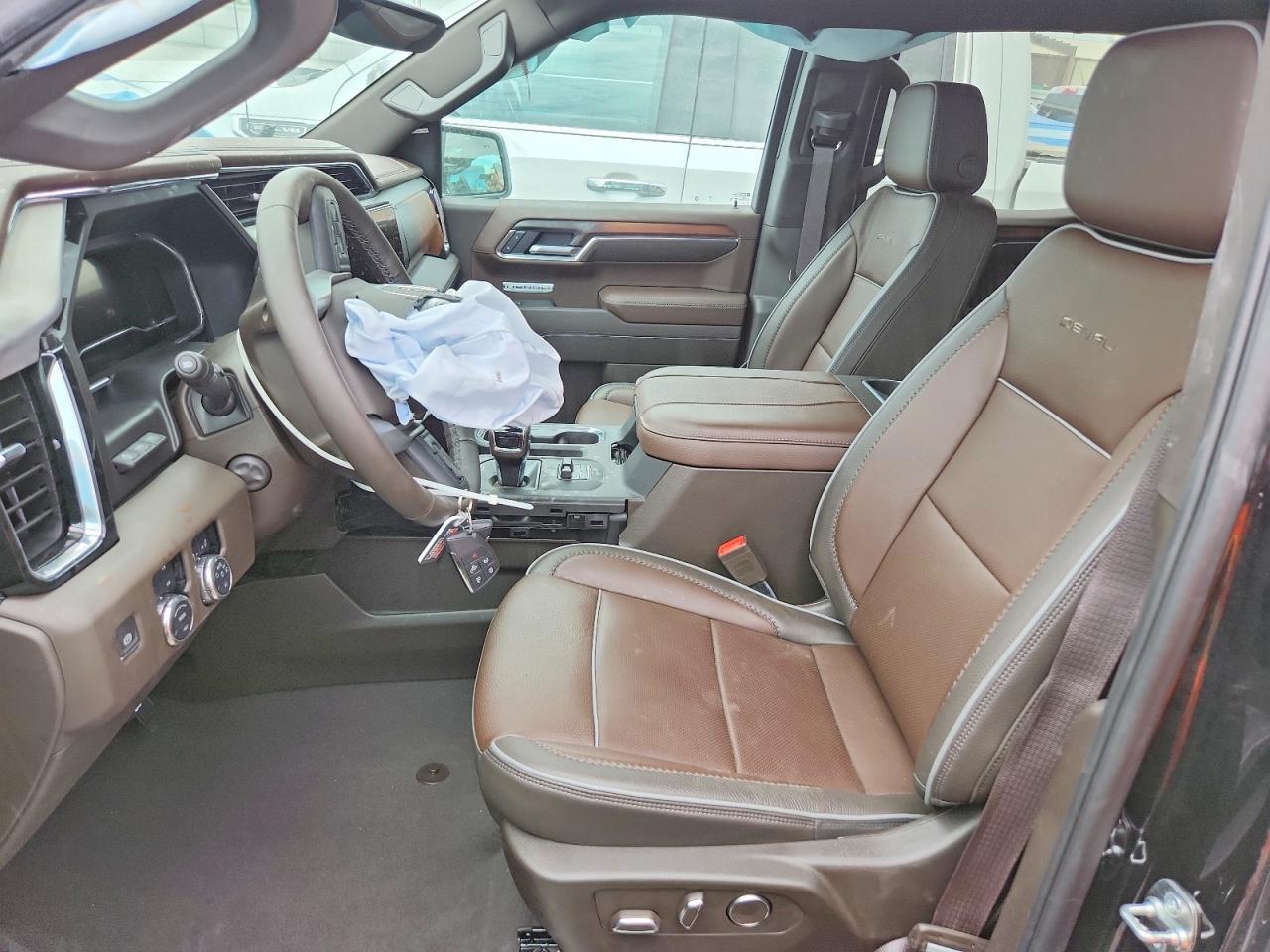 2025 GMC Sierra K1500 Denali - Image 7