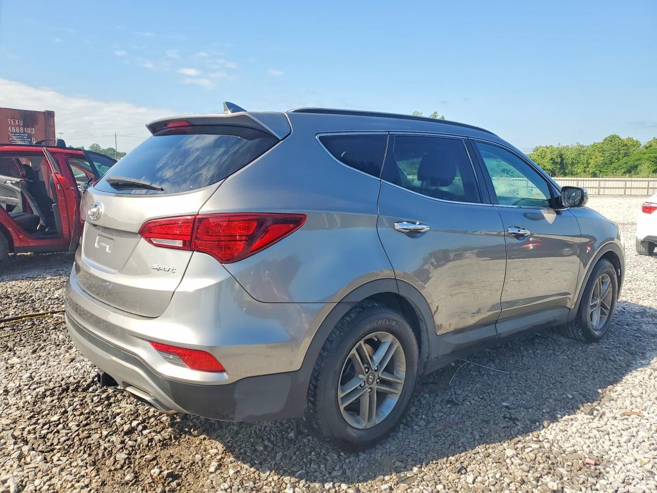 2018 Hyundai Santa Fe Sport 2.4L - Фото 3