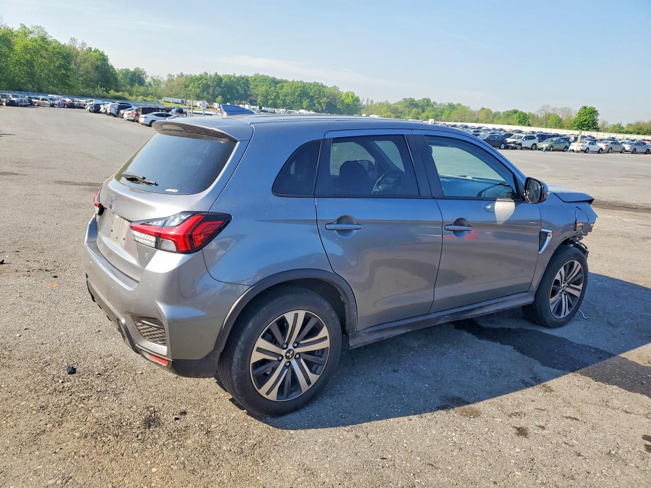 2023 Mitsubishi Outlander Sport S - Фото 3