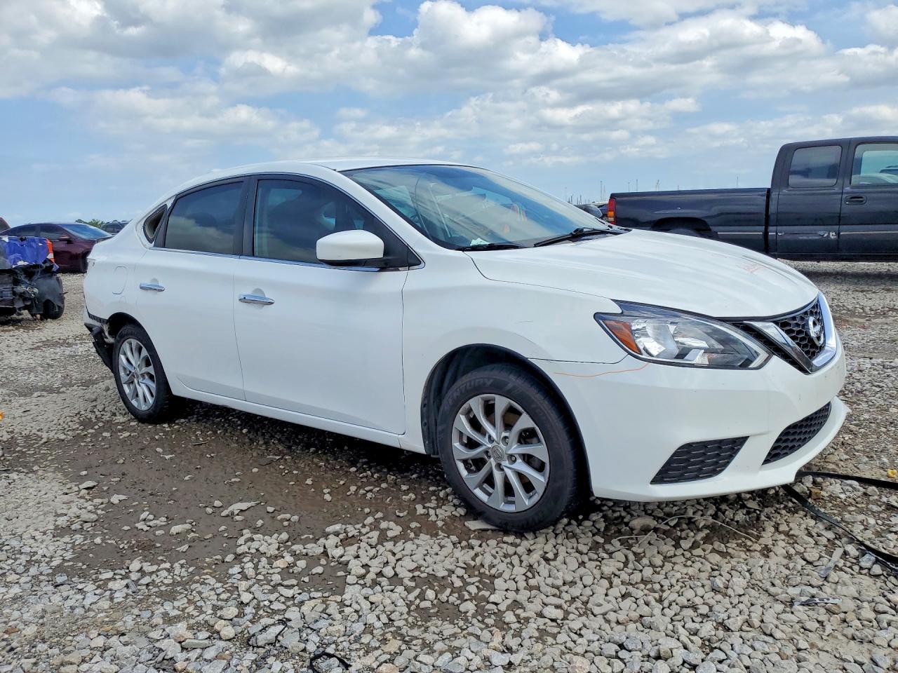 2018 Nissan Sentra Sv - Image 4