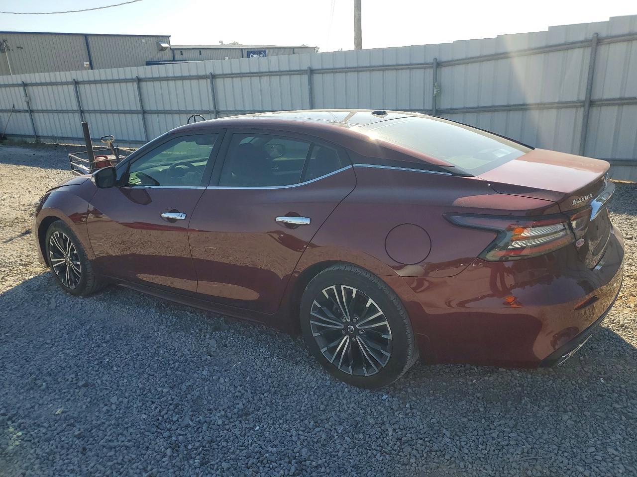 2020 Nissan Maxima S - Image 2