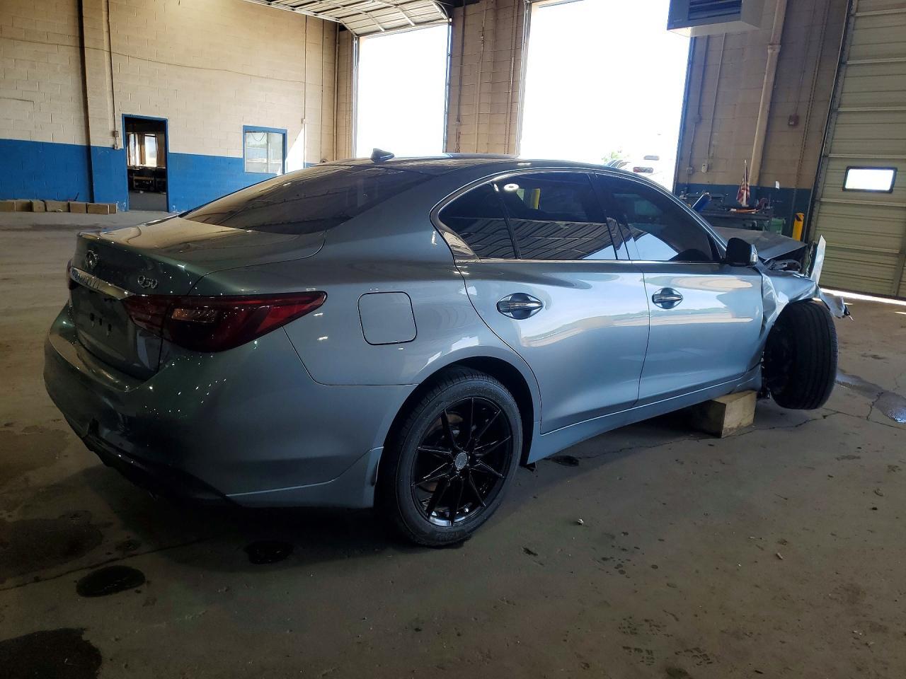 2019 Infiniti Q50 3.0T Luxe - Фото 3