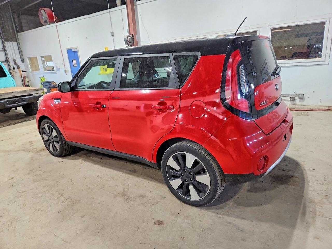 2017 Kia Soul + - Фото 2