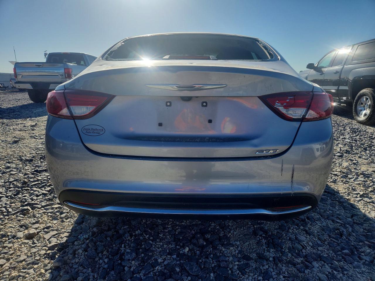 2016 Chrysler 200 Limited - Фото 6