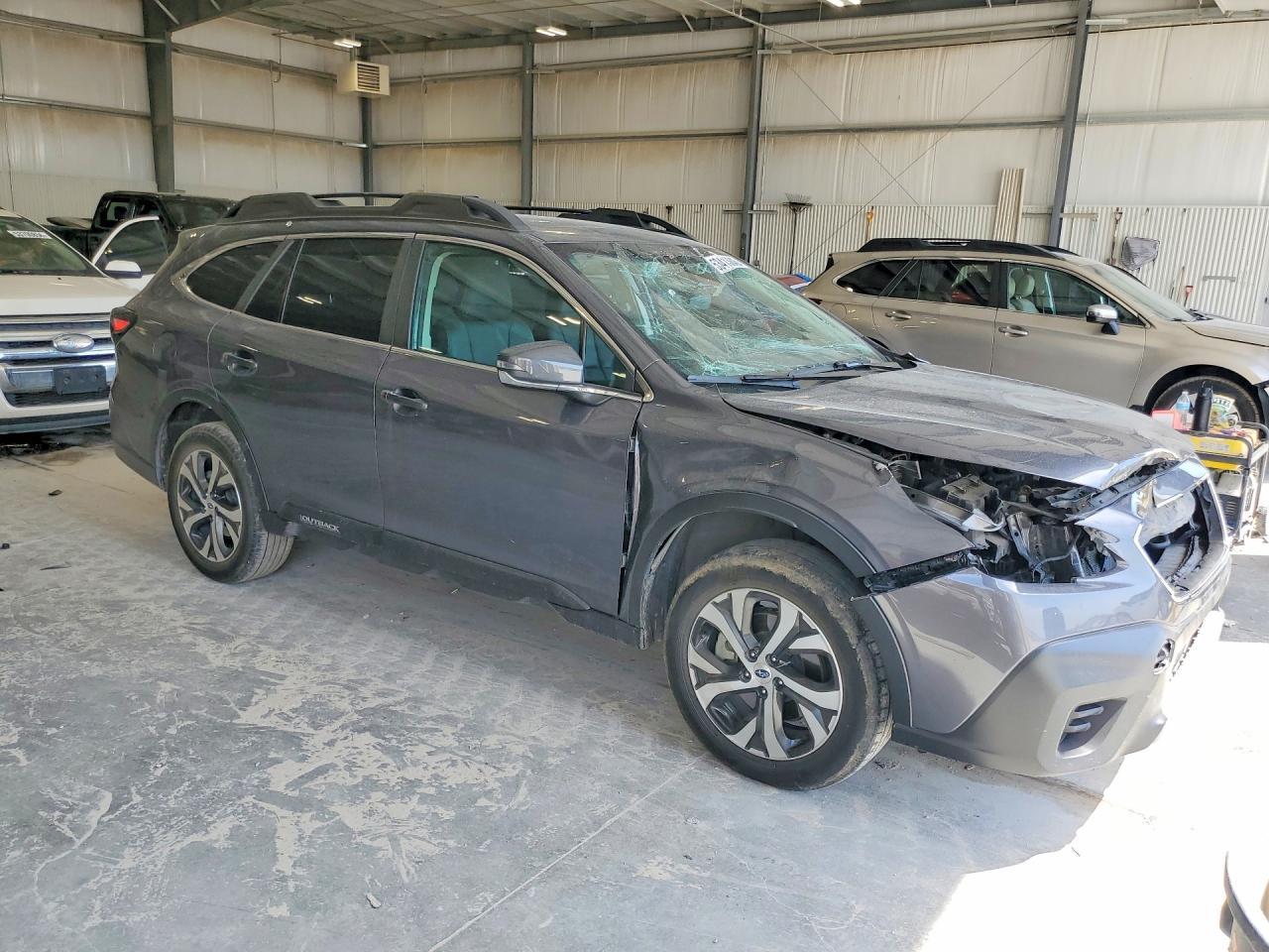 2022 Subaru Outback Limited - Фото 4