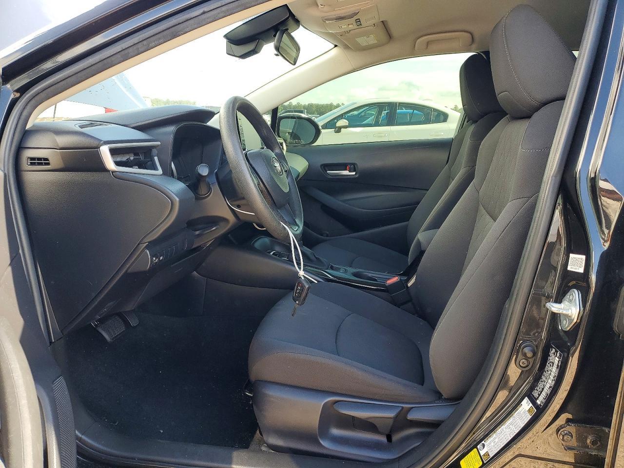 2021 Toyota Corolla Le - Фото 7