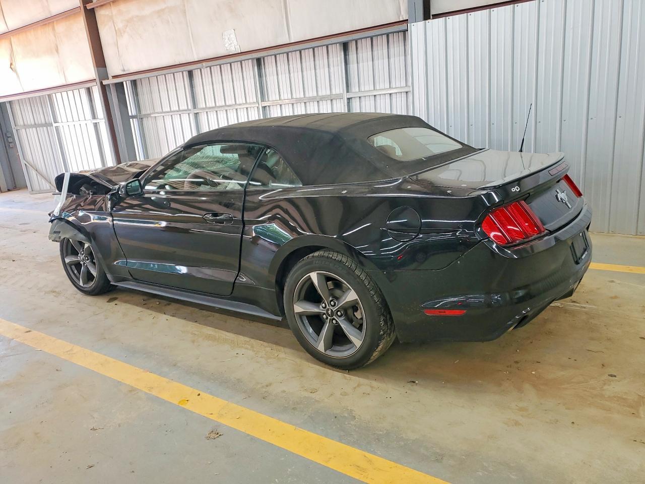 2015 Ford Mustang - Фото 2