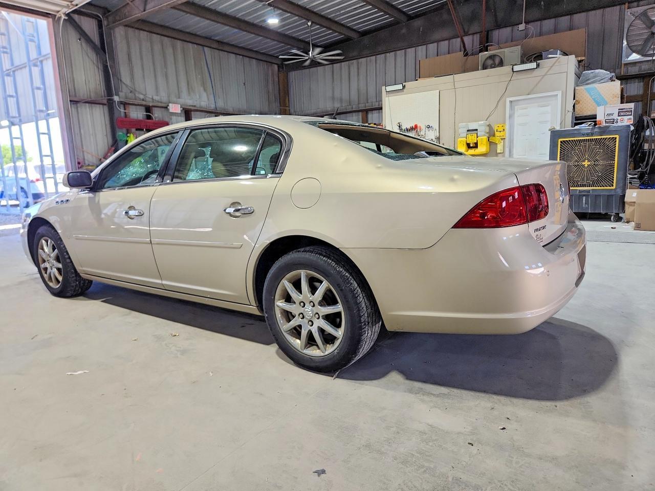 2007 Buick Lucerne Cxl - Image 2