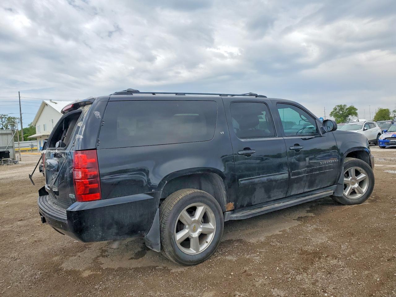 2012 Chevrolet Suburban K1500 Lt - Фото 3