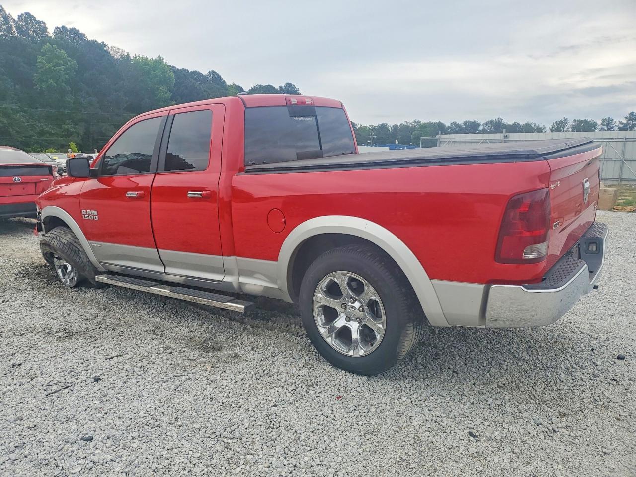 2017 Ram 1500 Slt - Image 2