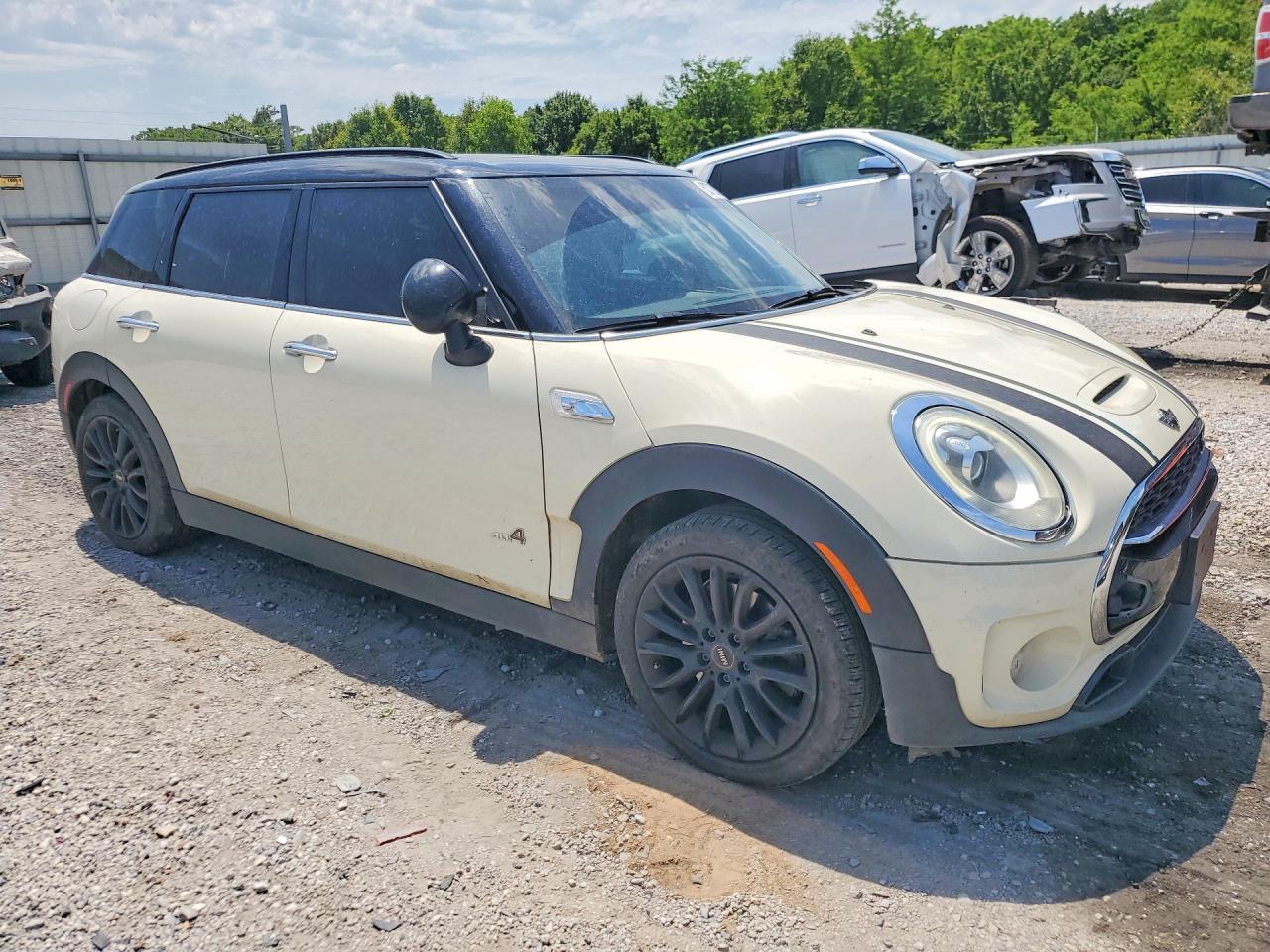 2017 Mini Cooper S Clubman All4 - Фото 4