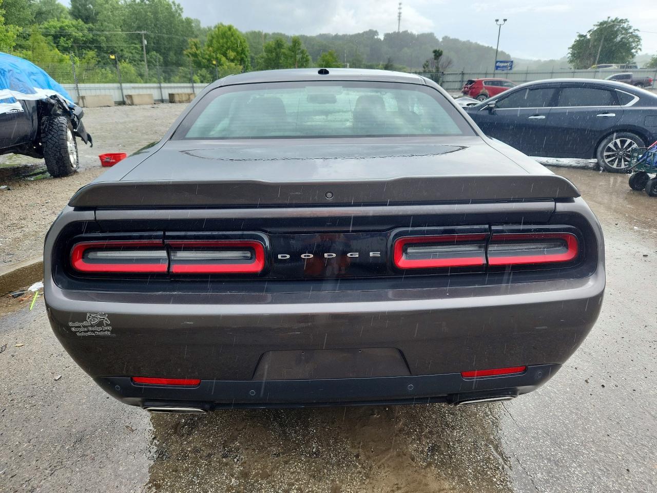 2021 Dodge Challenger Sxt - Фото 6