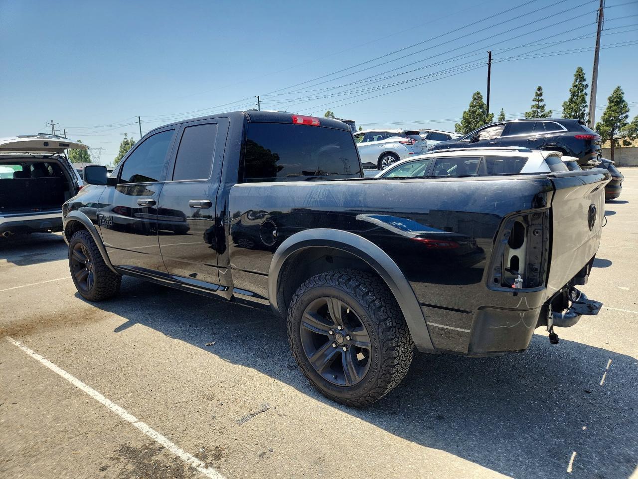 2022 Ram 1500 Classic Slt - Фото 2