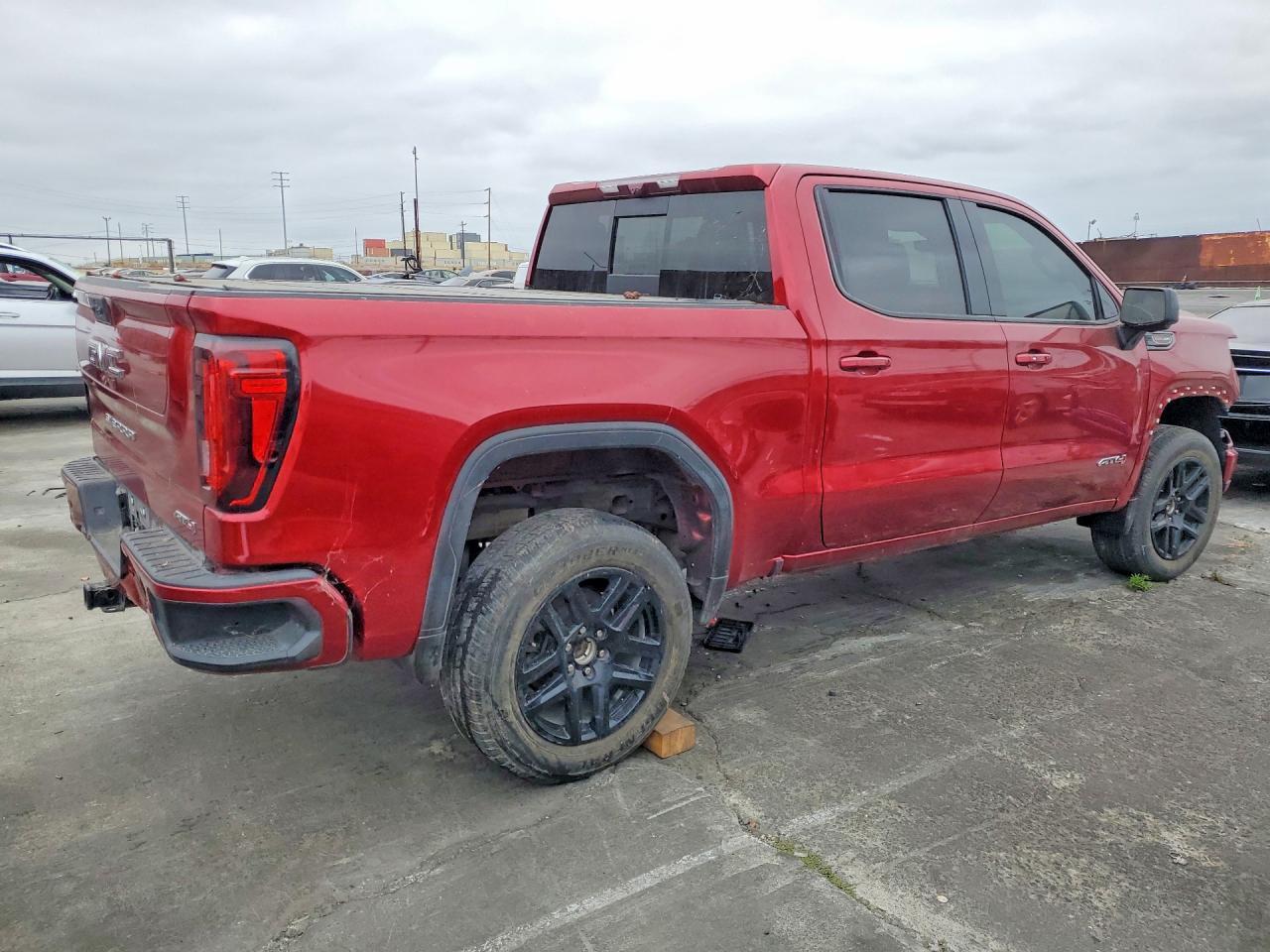 2022 GMC Sierra - Фото 3