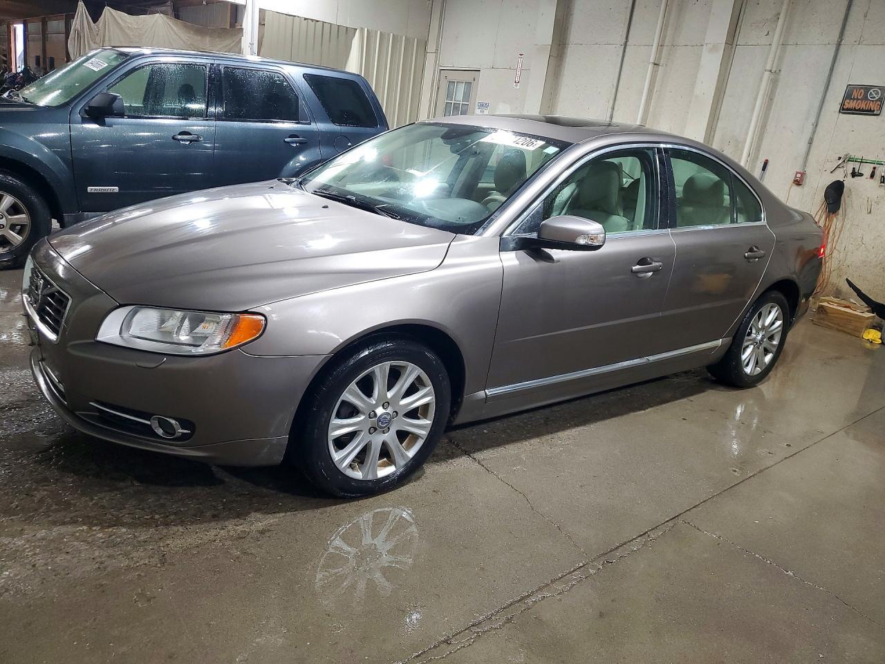2010 Volvo S80 3.2