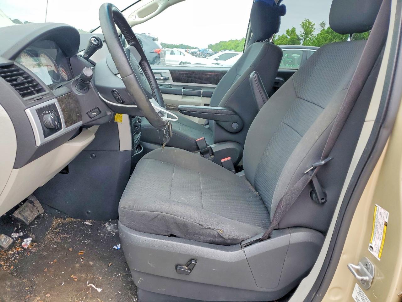 2010 Dodge Grand Caravan Sxt - Фото 7