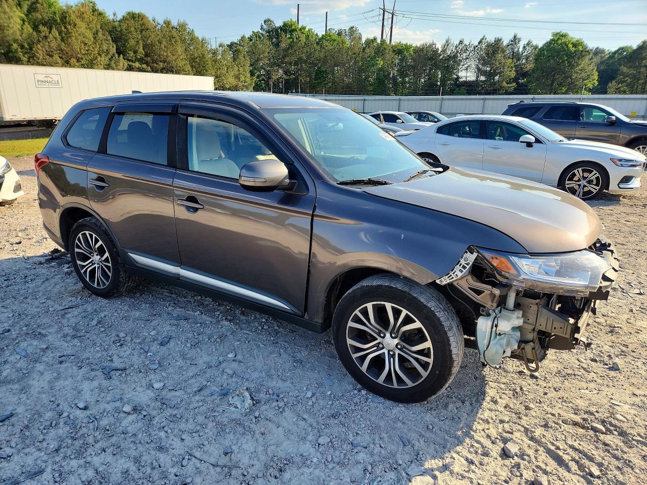 2018 Mitsubishi Outlander Se - Image 4