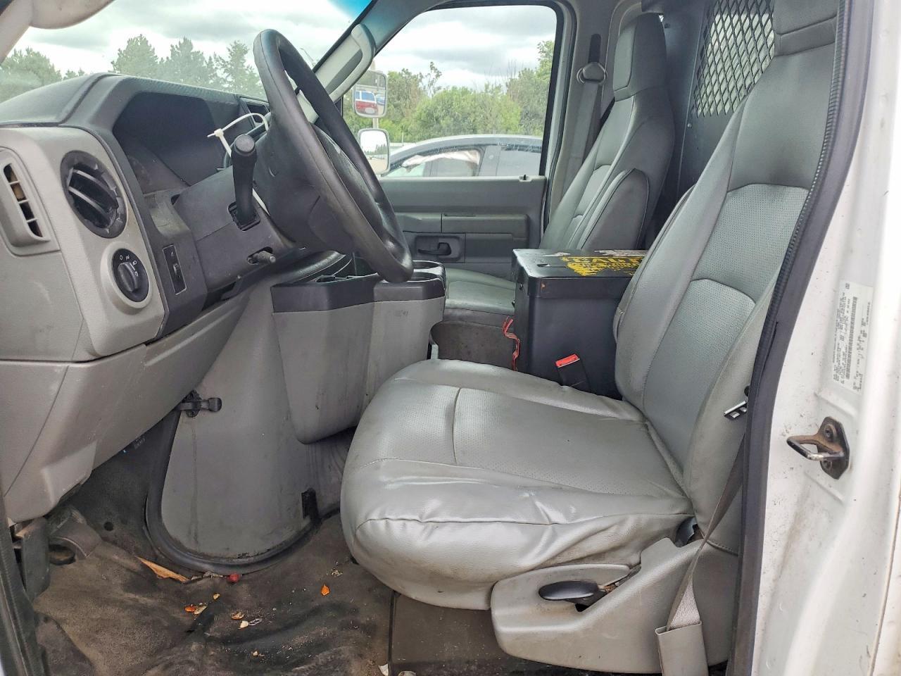 2013 Ford Econoline E350 Super Duty Van - Фото 7
