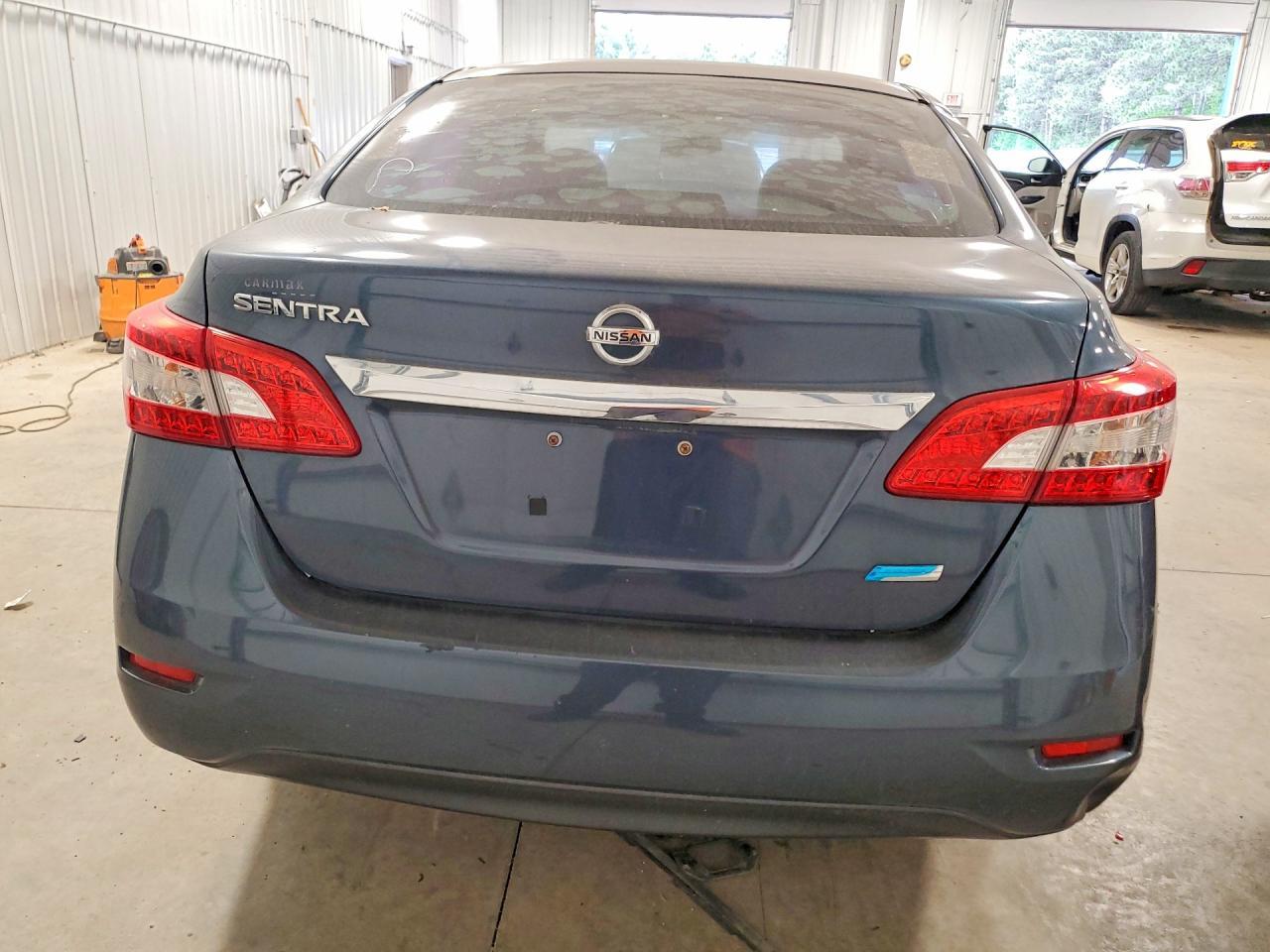 2013 Nissan Sentra S - Фото 6