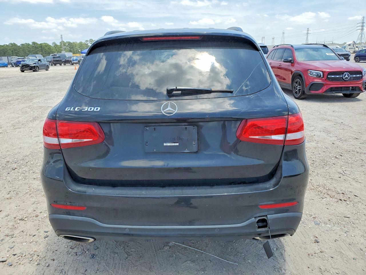 2016 Mercedes-Benz Glc 300 - Image 6