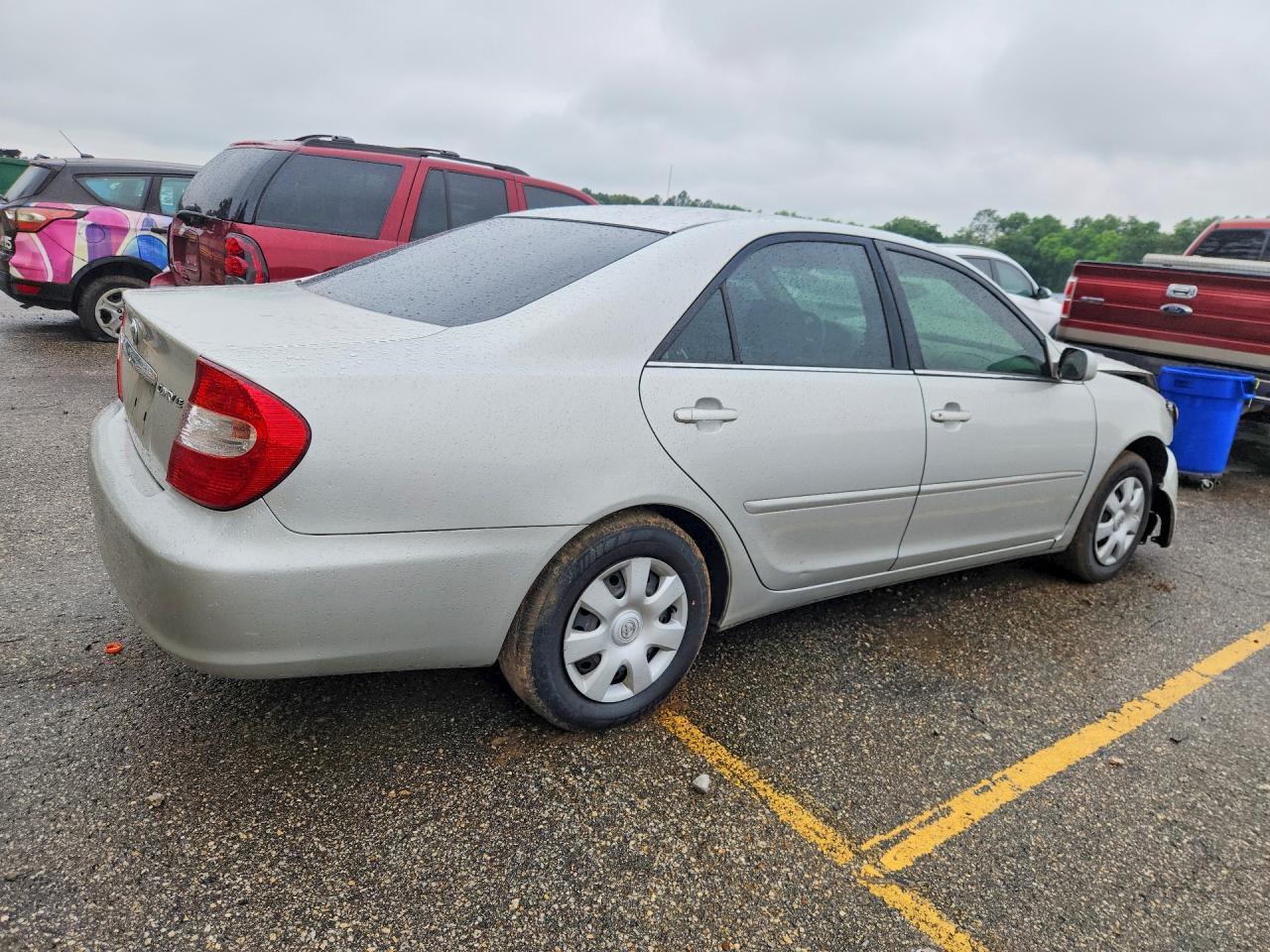 2004 Toyota Camry Le - Фото 3