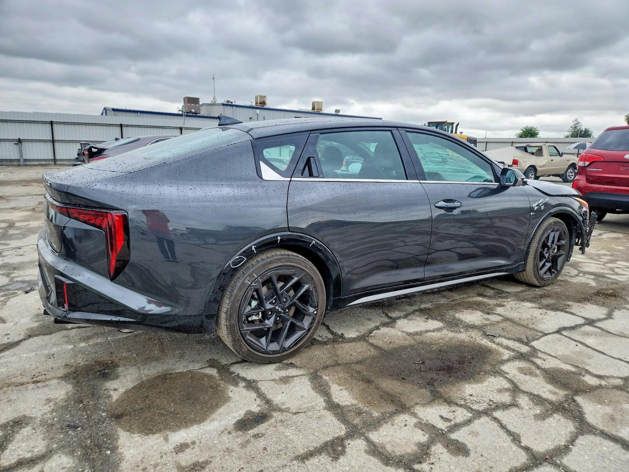 2025 Kia K4 Gt-Line Turbo - Фото 3