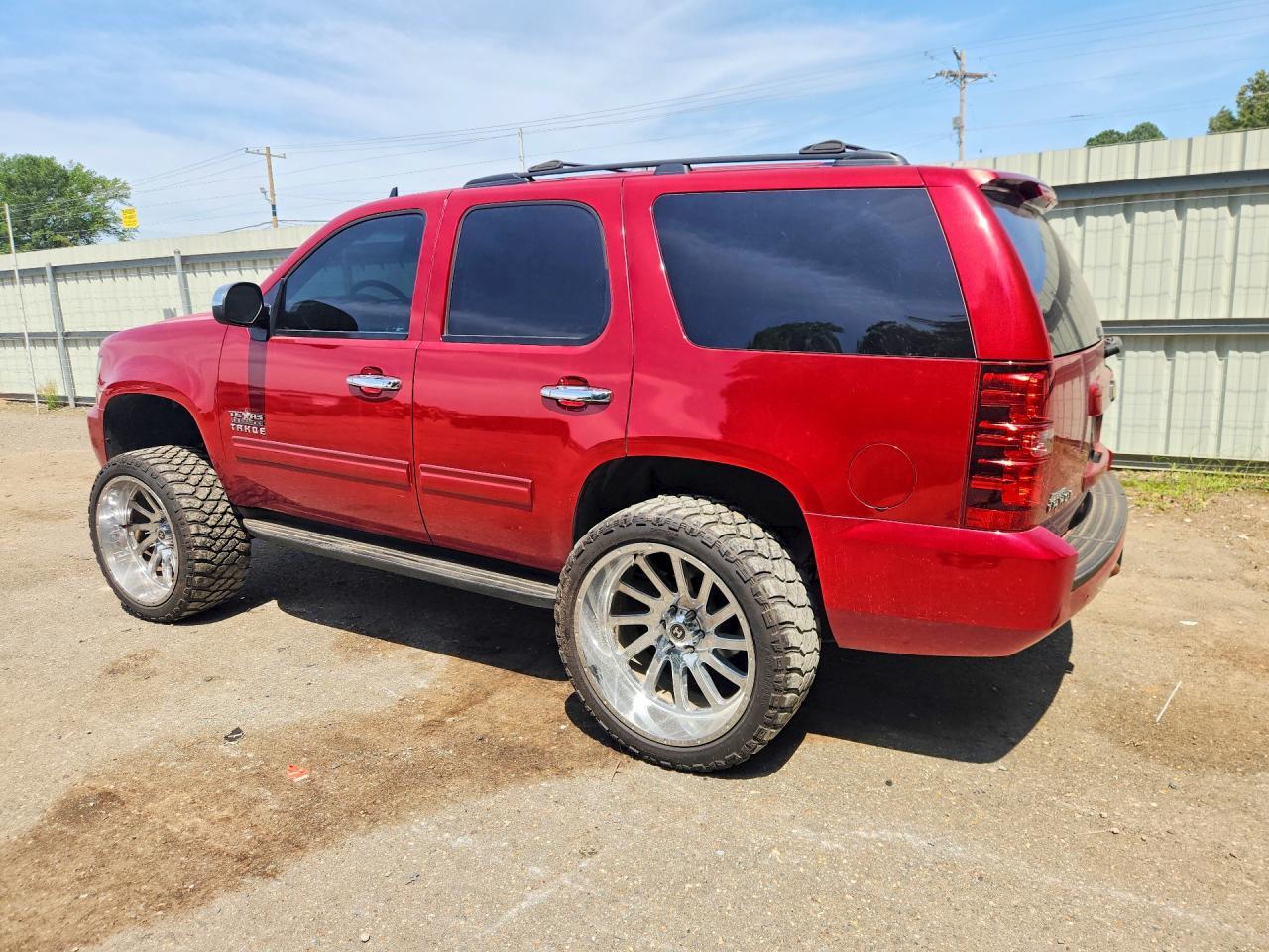 2013 Chevrolet Tahoe C1500 Ls - Фото 2