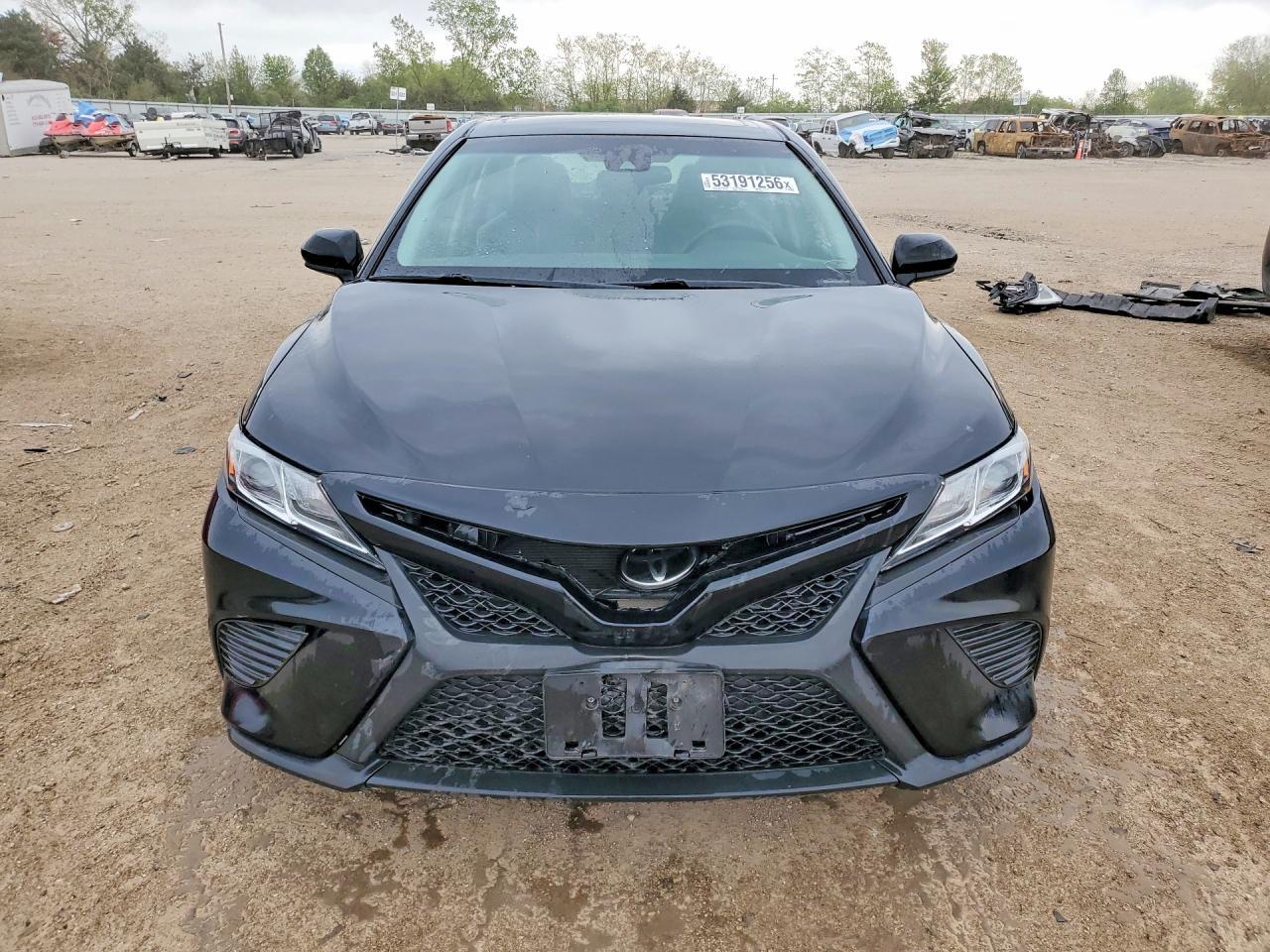 2018 Toyota Camry Se - Фото 5