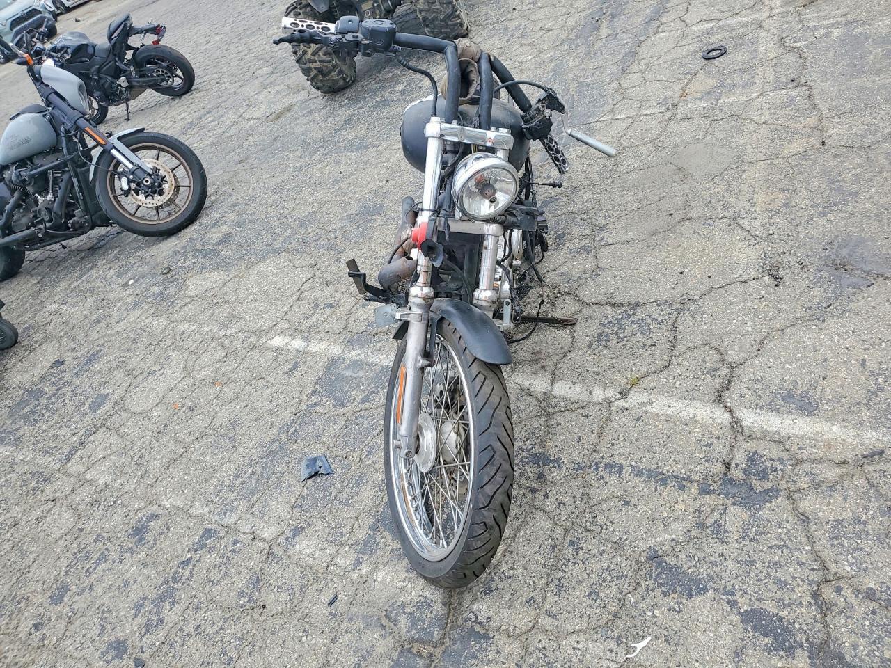 2006 Harley-Davidson Xl1200 C - Фото 2