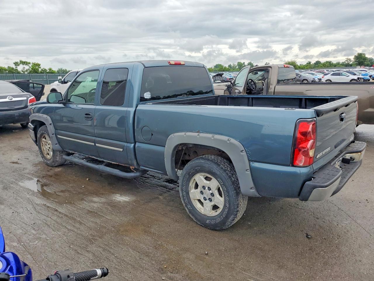 2006 Chevrolet Silverado K1500 - Фото 2