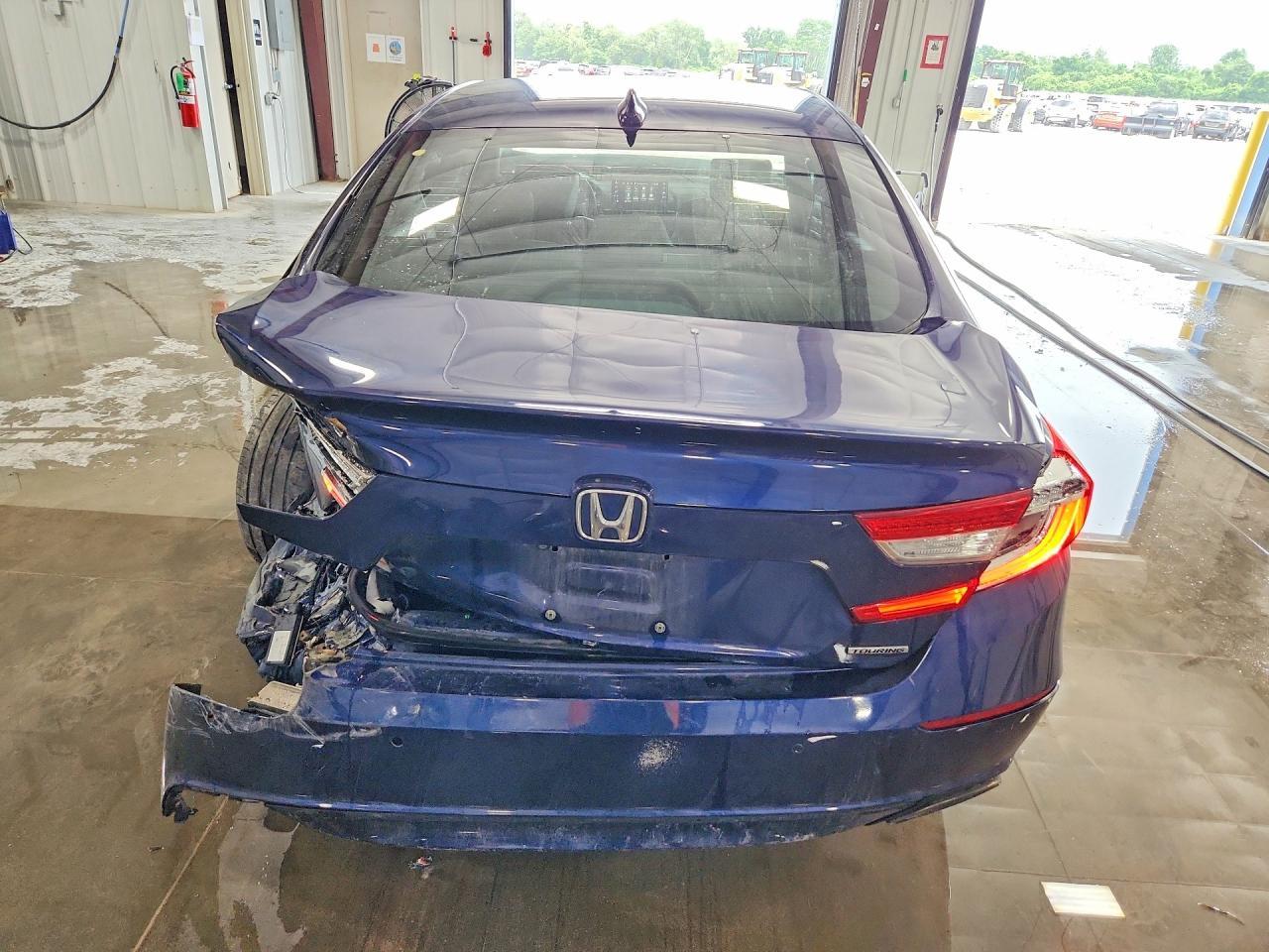 2018 Honda Accord Touring - Фото 6