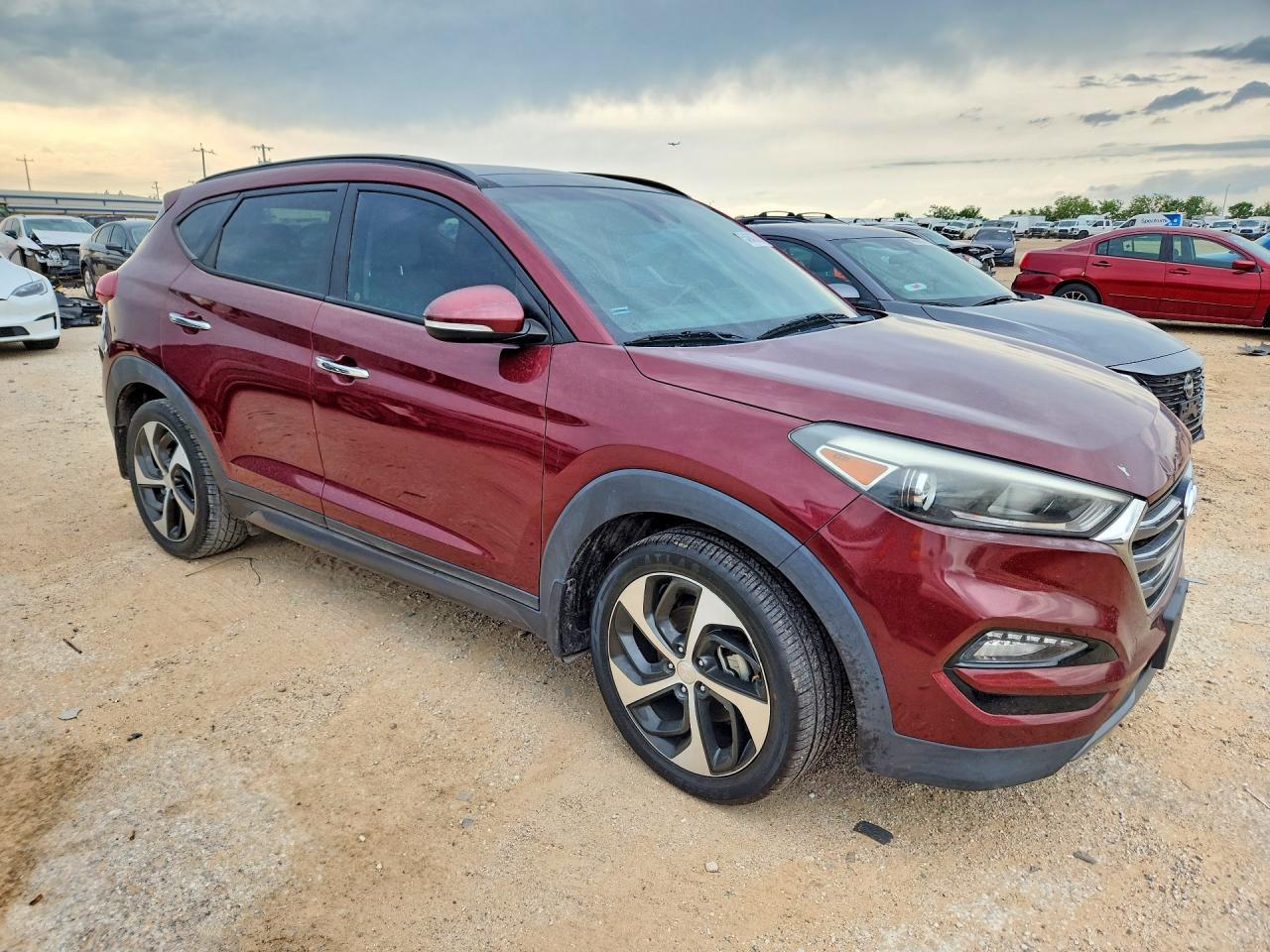 2016 Hyundai Tucson Limited - Image 4