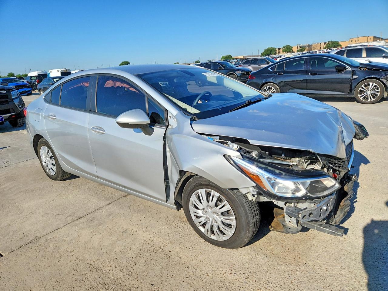 2018 Chevrolet Cruze Ls - Image 4