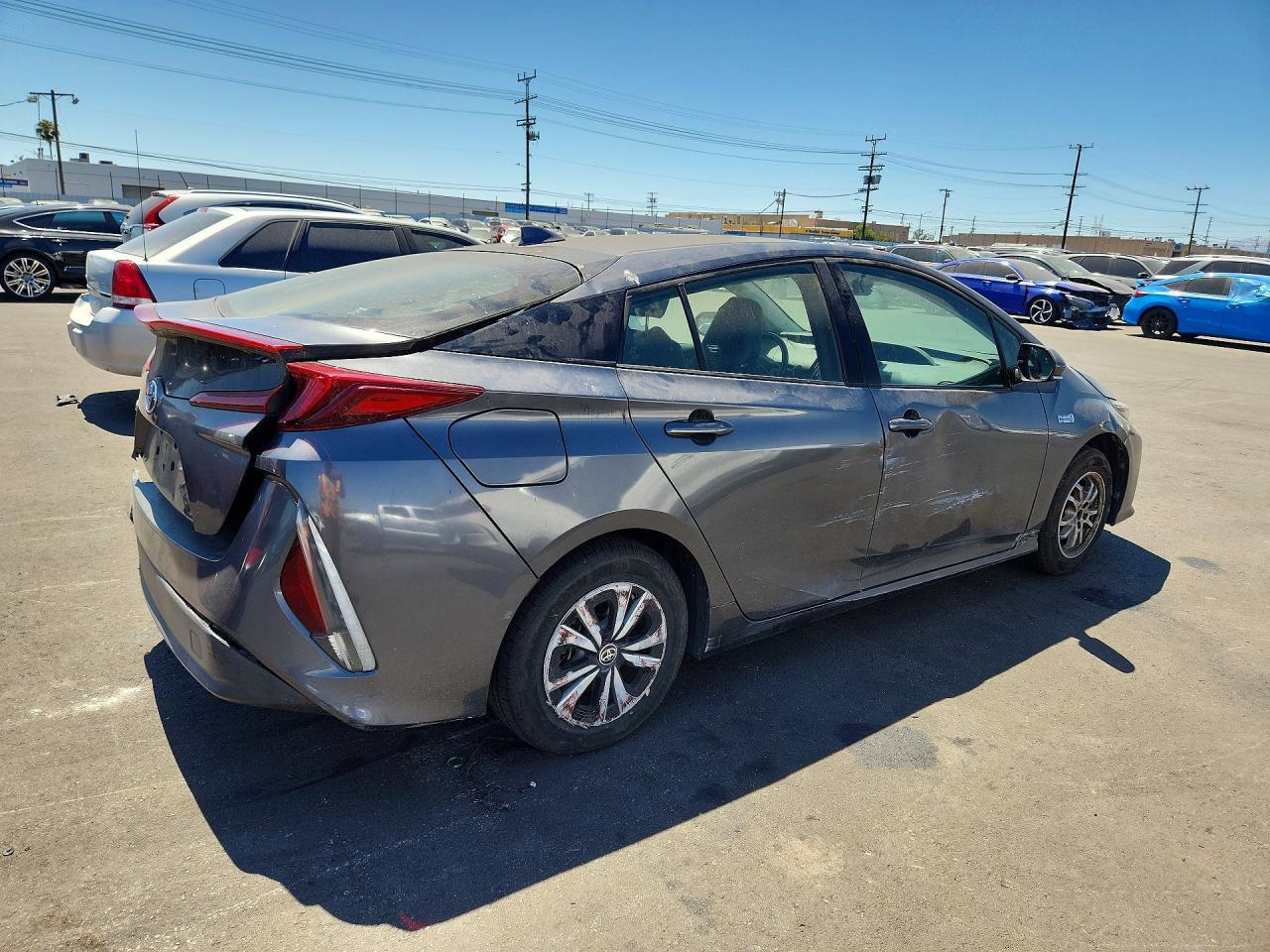 2017 Toyota Prius Prime Premium - Фото 3