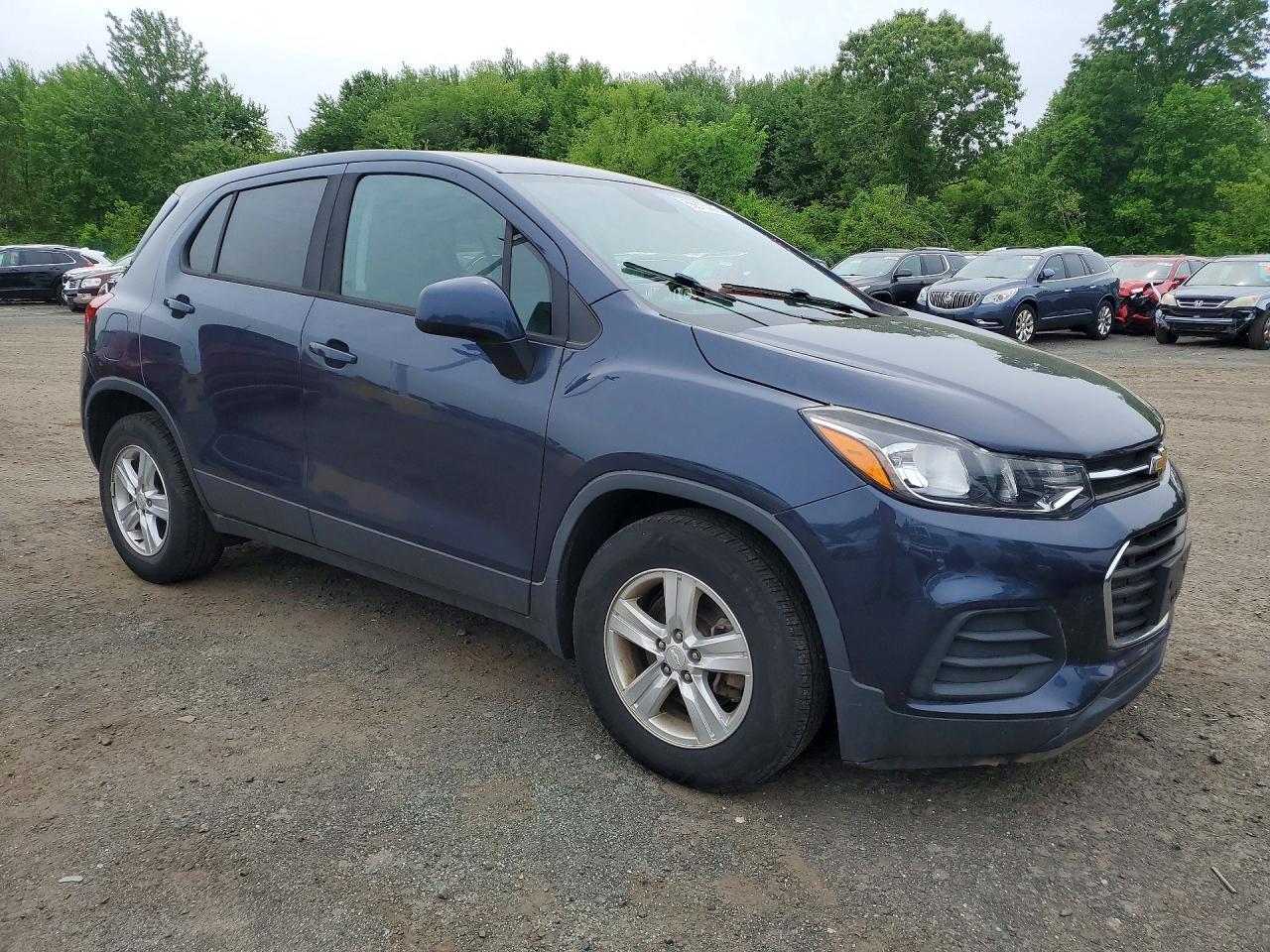 2019 Chevrolet Trax Ls - Image 4