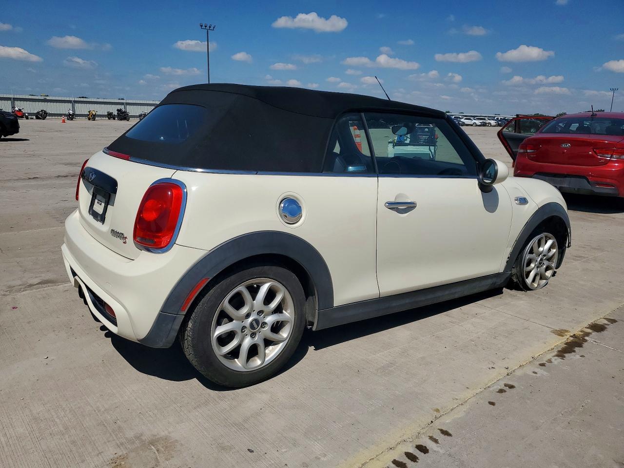 2017 Mini Cooper S - Фото 3