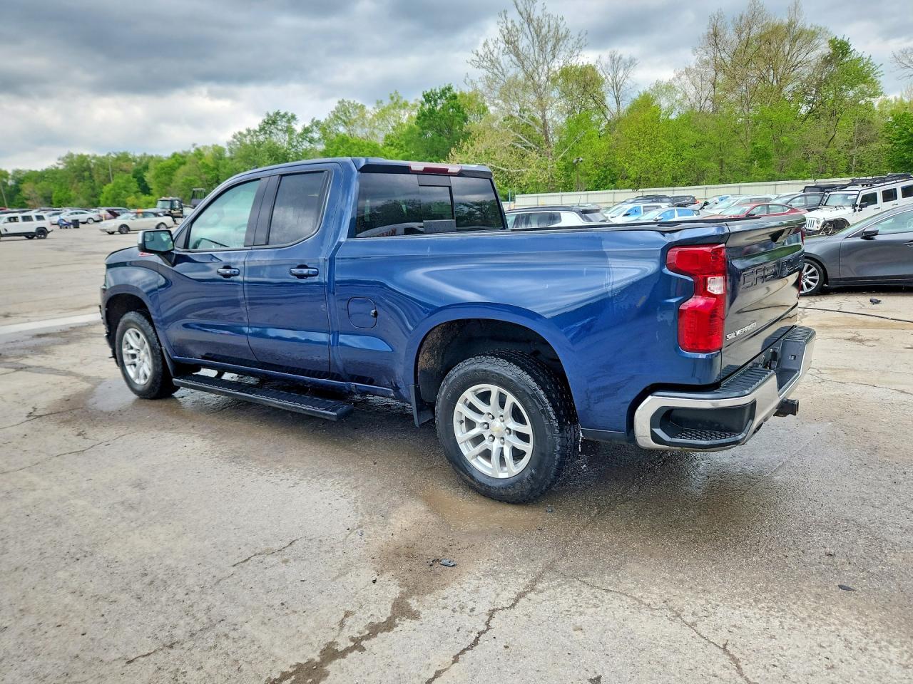 2020 Chevrolet Silverado K1500 Lt - Фото 2